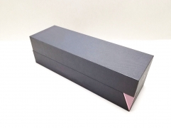 Black Matte Special paper Magnet closing Clamshell box Cardboard Wine Boxes FSC Packaging Customizable