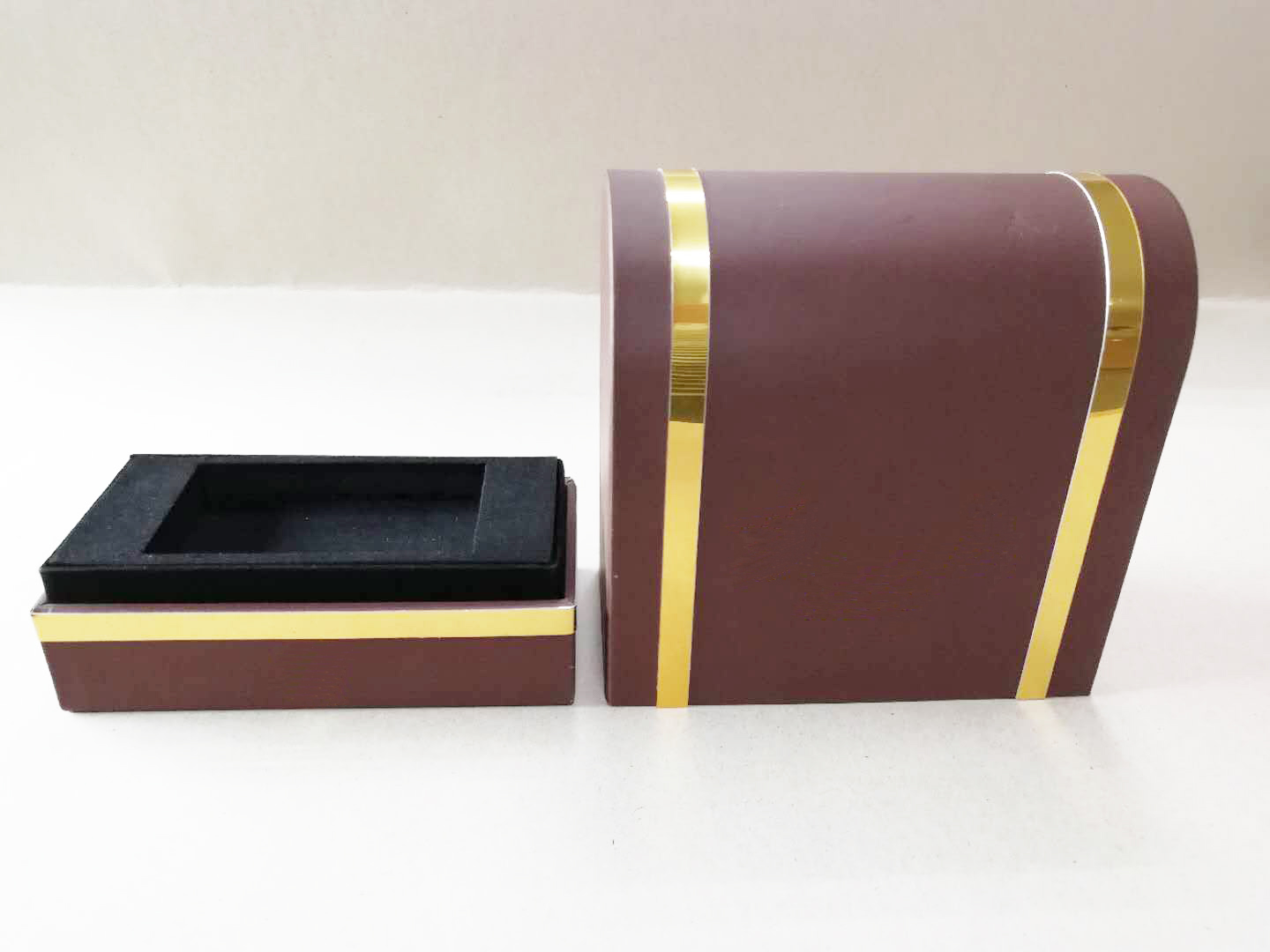 Red Special paper circular velvet perfume box,Customizable in KA MEI