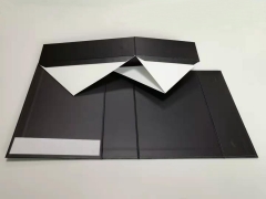 FSC Custom Magnetic Closure Matt Lamination Folding Paper Gift Box With Glossy Black UV Coating Logo