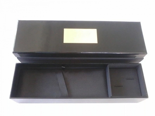 Uncover pen box